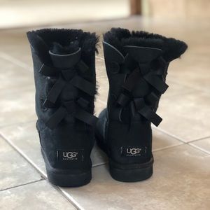 UGG Australia Bailey Bows Black
